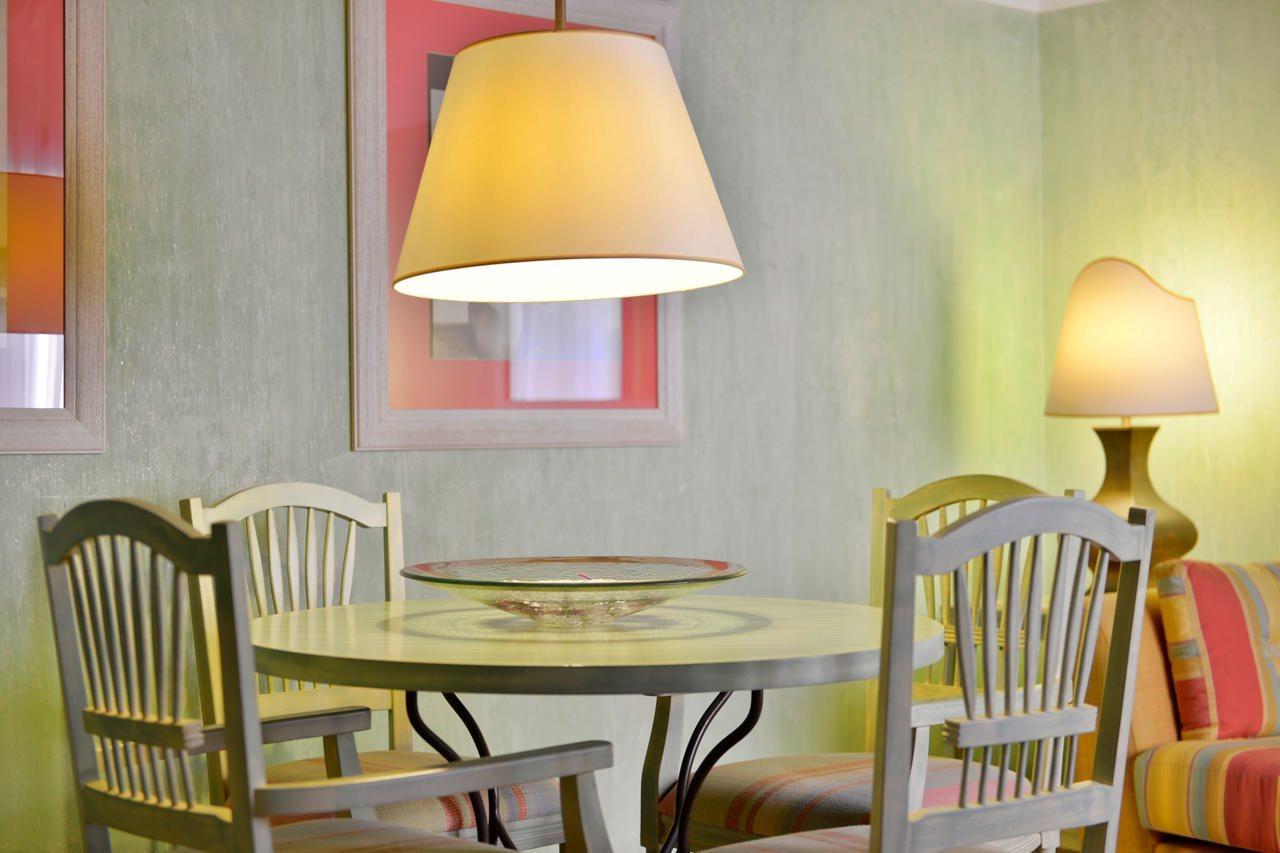 Pestana Vila Sol - Vilamoura Premium Golf Resort Exterior photo A table lamp
