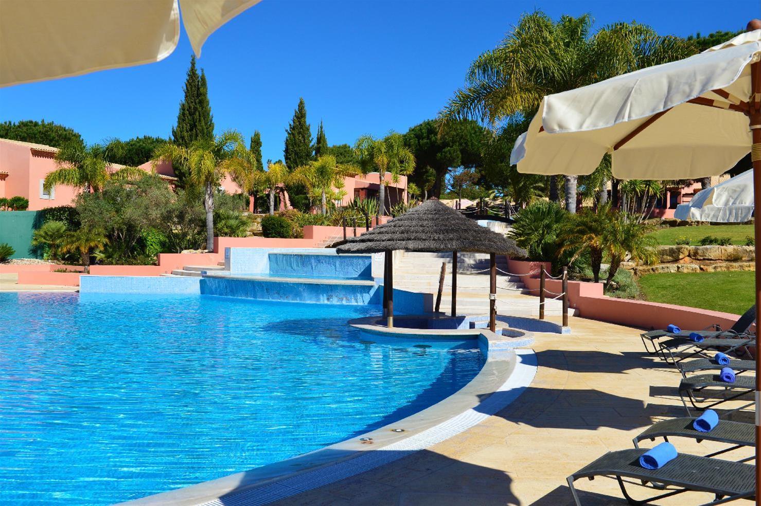 Pestana Vila Sol - Vilamoura Premium Golf Resort Exterior photo A swimming pool at a resort in Portugal
