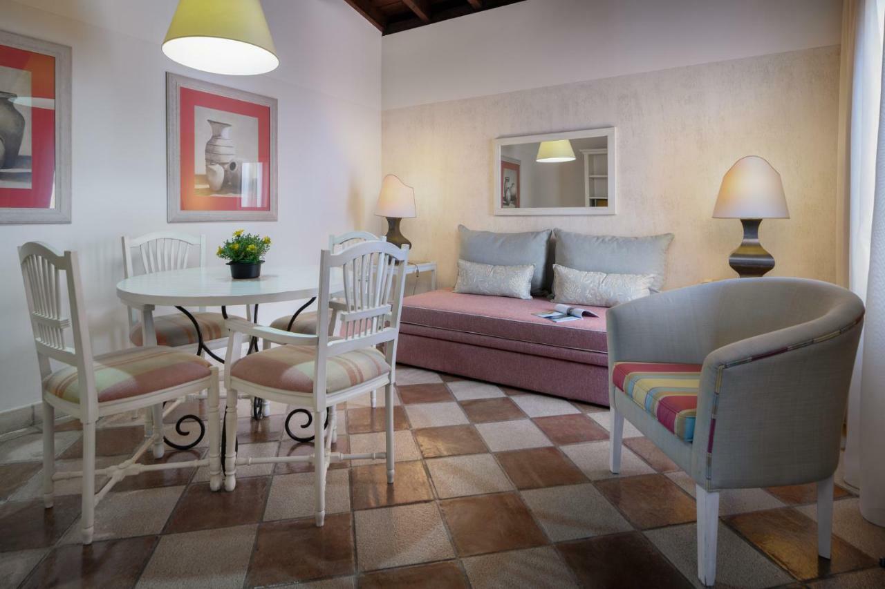 Pestana Vila Sol - Vilamoura Premium Golf Resort Exterior photo A room at the hotel